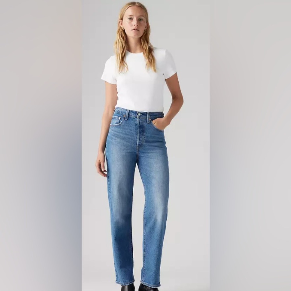 Levi’s Straight Ankle Women’s Jeans